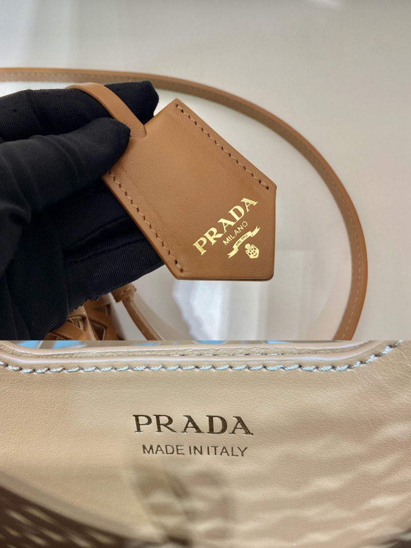 Pra*a bucket bags
